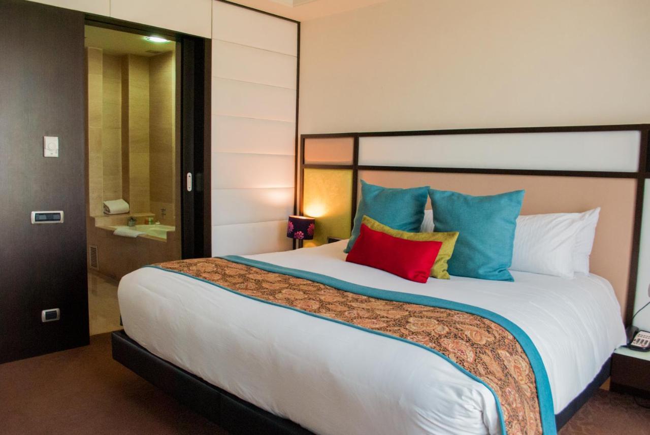 Hesperia Wtc Valencia Hotell Exteriör bild