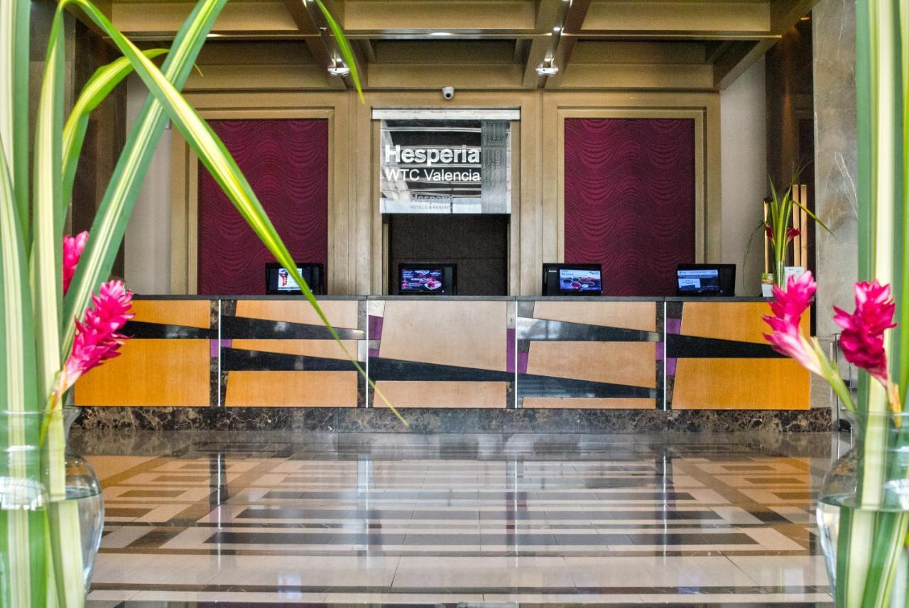 Hesperia Wtc Valencia Hotell Exteriör bild