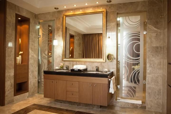 Hesperia Wtc Valencia Hotell Exteriör bild