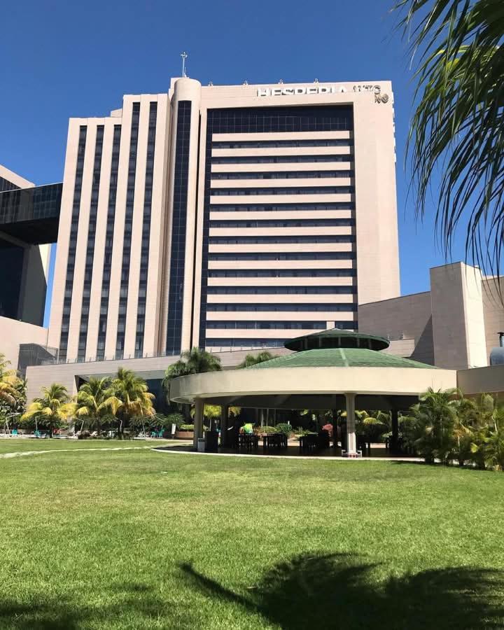 Hesperia Wtc Valencia Hotell Exteriör bild
